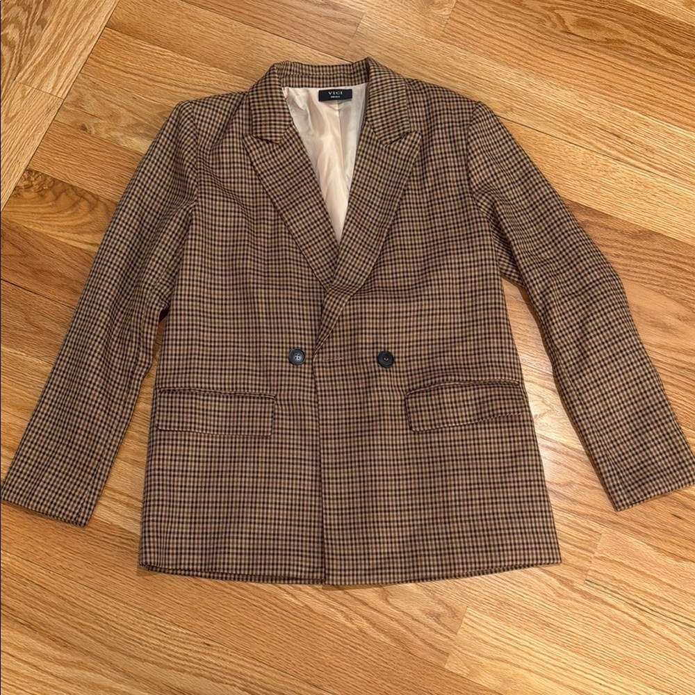 vici size S like new Classic Brown Checkered Blazer